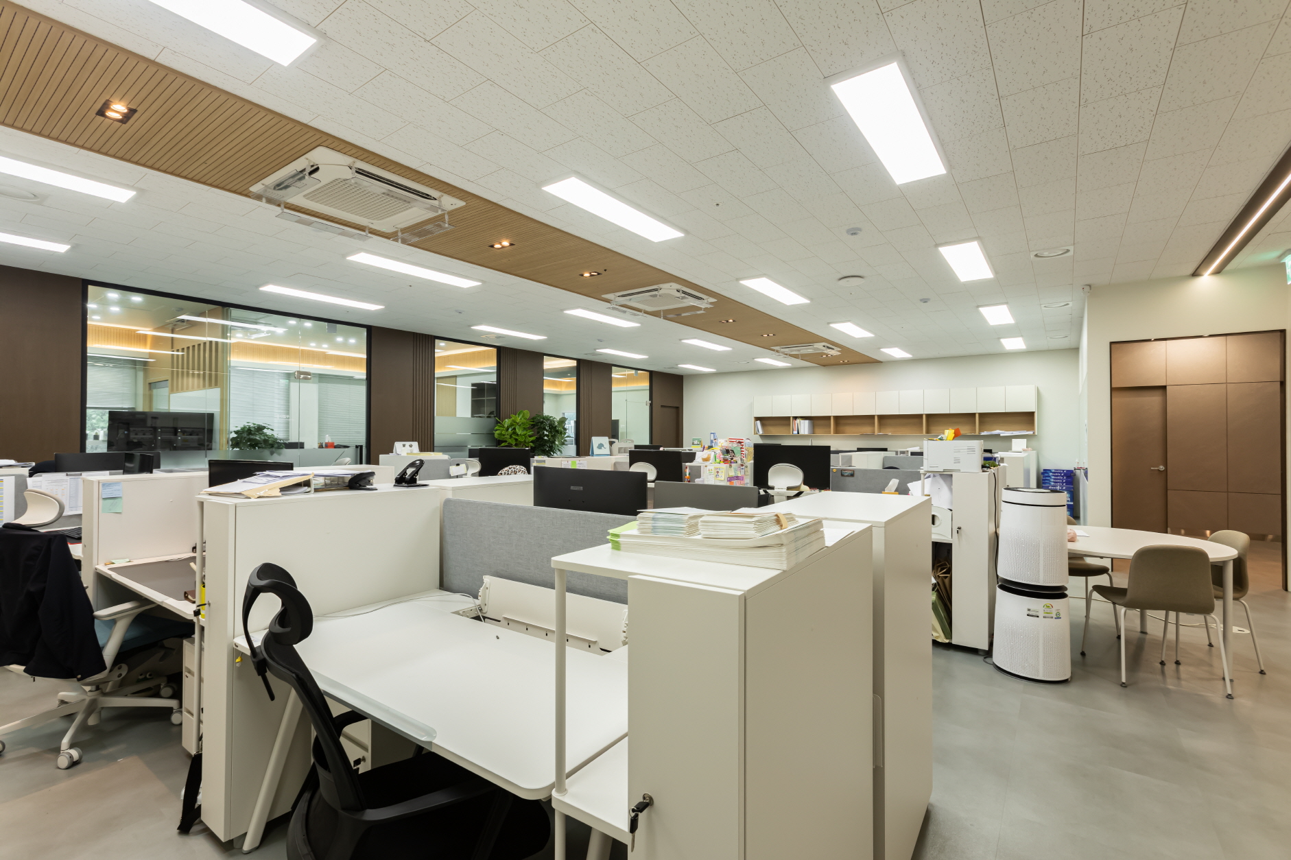 /user/s/soldesign/editor/2401/d982537b8f5bb7df7f78ebccf064a910_1705475596_6875.jpg 이미지크게보기