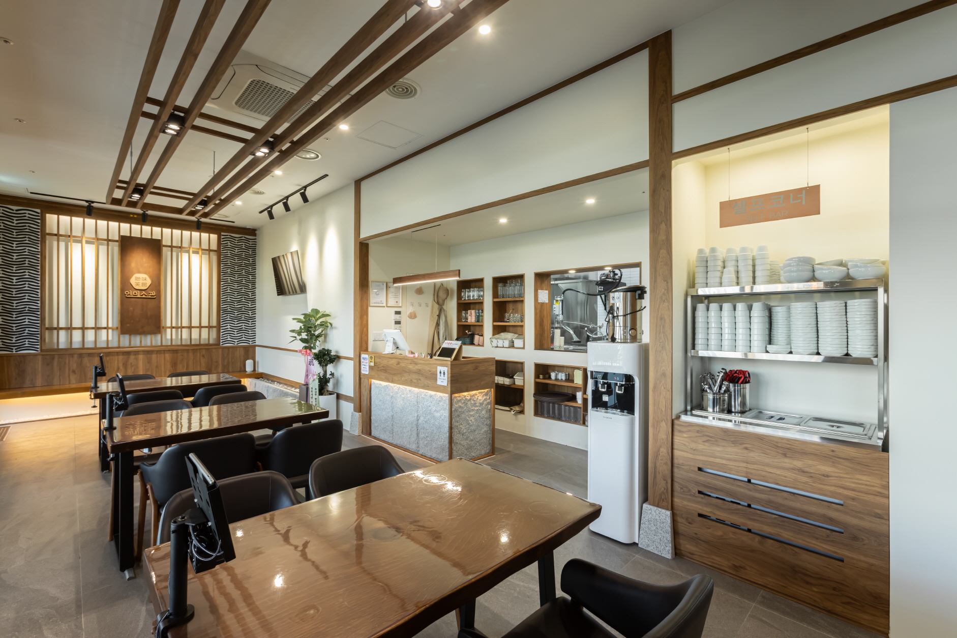 /user/s/soldesign/editor/2401/d982537b8f5bb7df7f78ebccf064a910_1705475689_5019.jpg 이미지크게보기