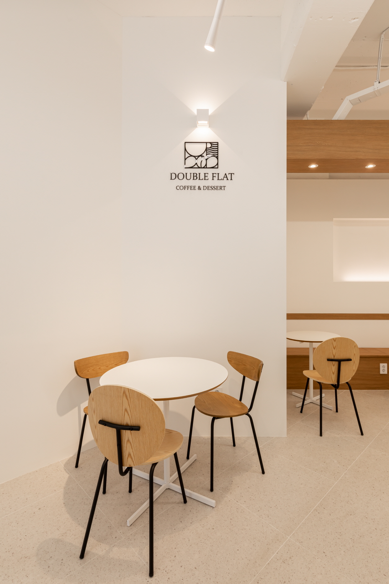 /user/s/soldesign/editor/2401/d982537b8f5bb7df7f78ebccf064a910_1705475936_2751.jpg 이미지크게보기