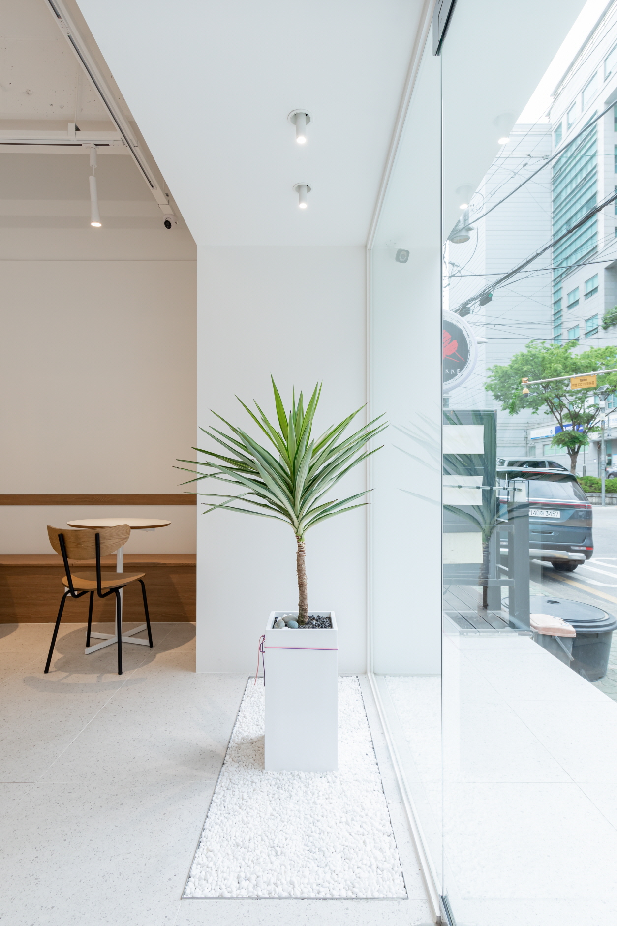 /user/s/soldesign/editor/2401/d982537b8f5bb7df7f78ebccf064a910_1705475942_3768.jpg 이미지크게보기