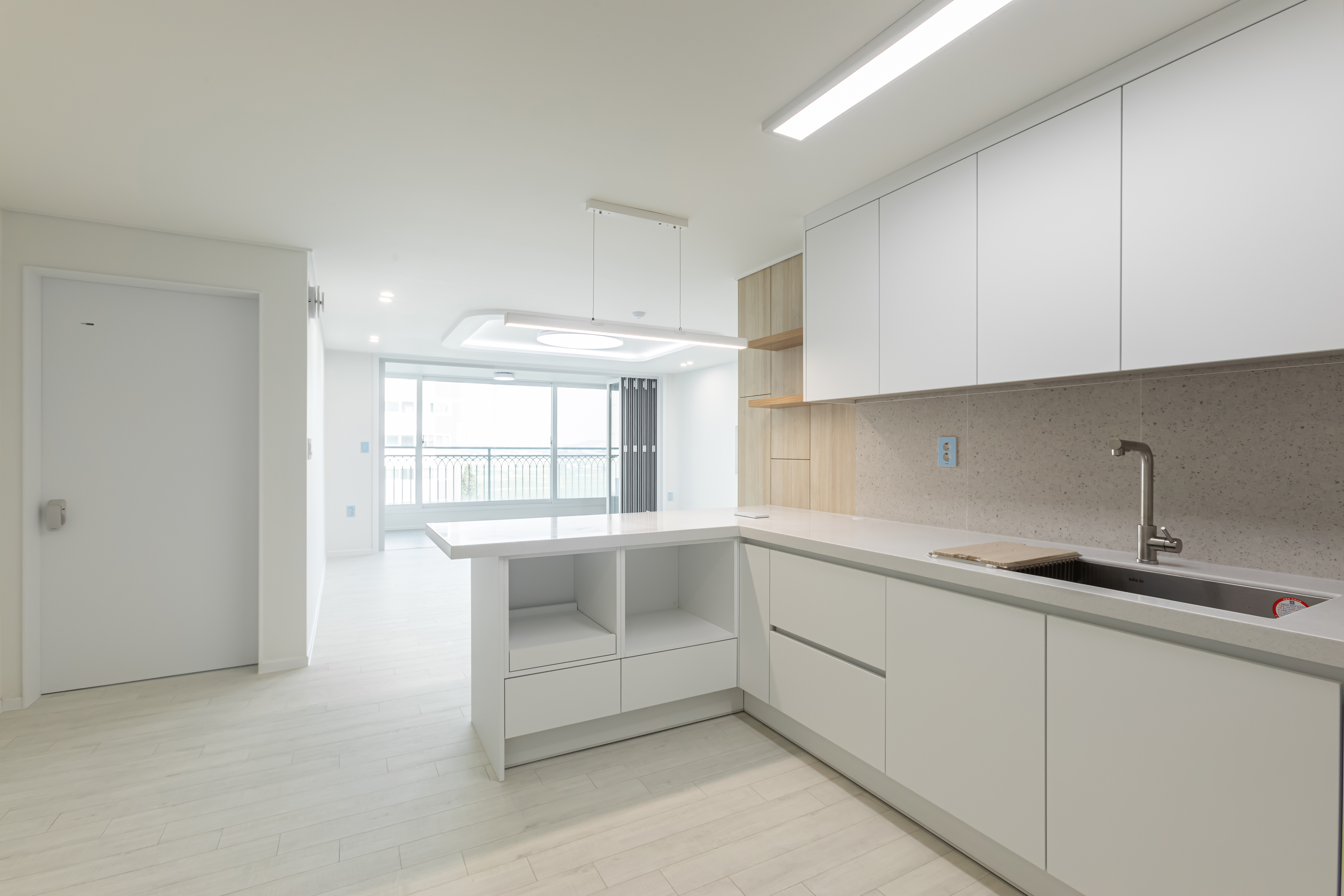 /user/s/soldesign/editor/2506/9b18fcd7631b263a26d2e976e37d75ed_1750839294_2282.jpg 이미지크게보기