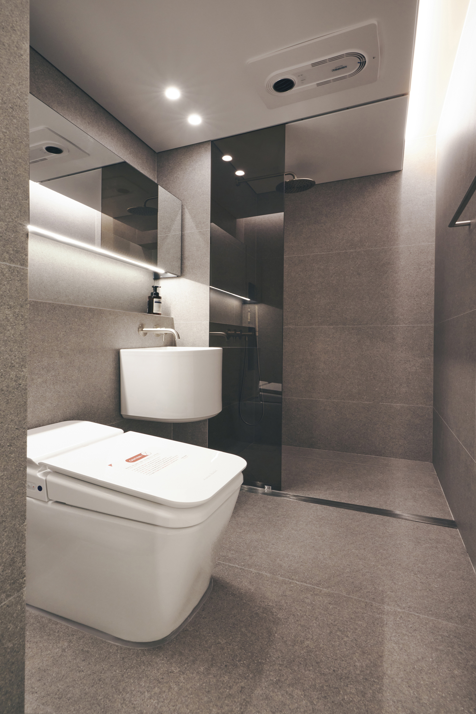 /user/s/soldesign/editor/2506/de08db6990416e9ab75aa38fac7a79f4_1751091165_5135.jpg 이미지크게보기