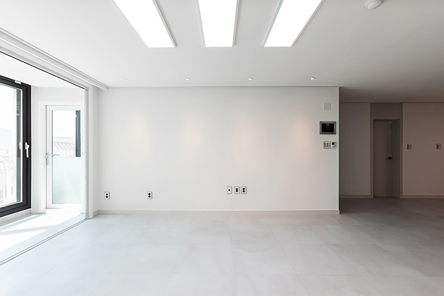 /user/s/soldesign/editor/2506/de08db6990416e9ab75aa38fac7a79f4_1751092847_212.jpg 이미지크게보기